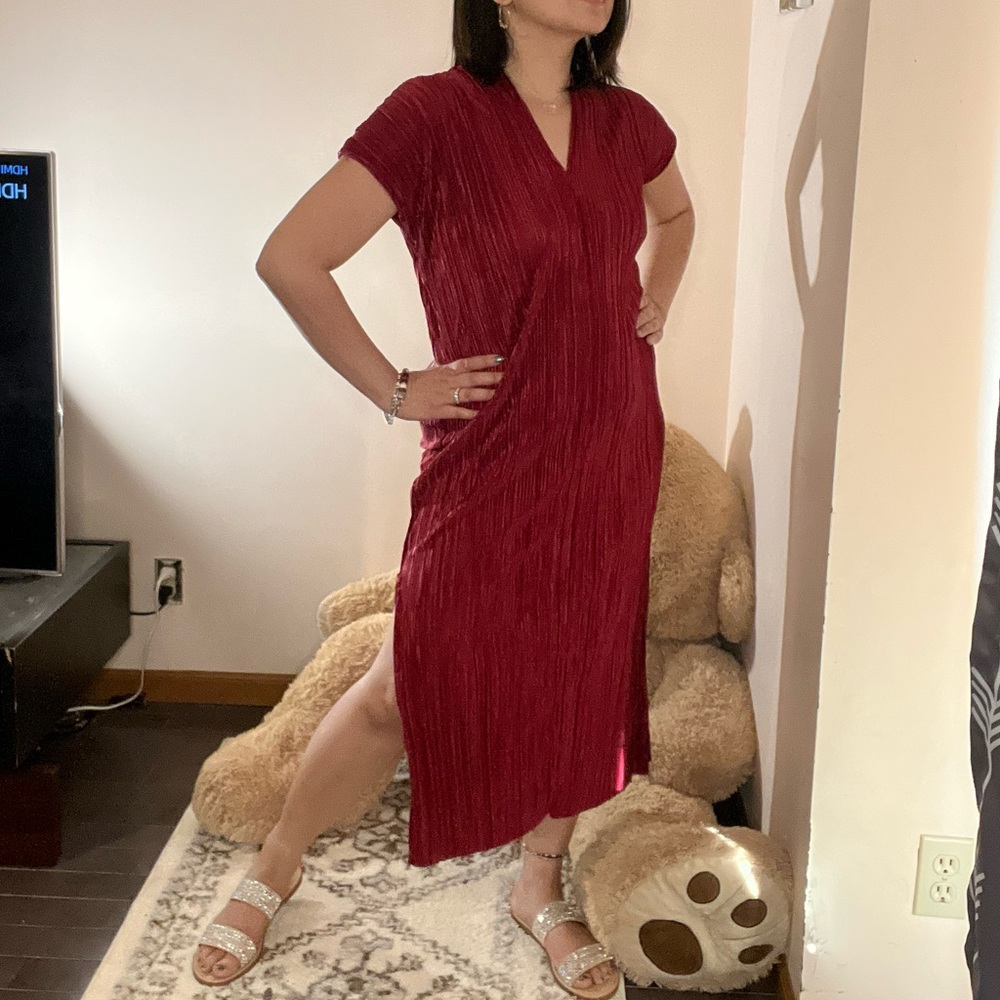 Red midi dress